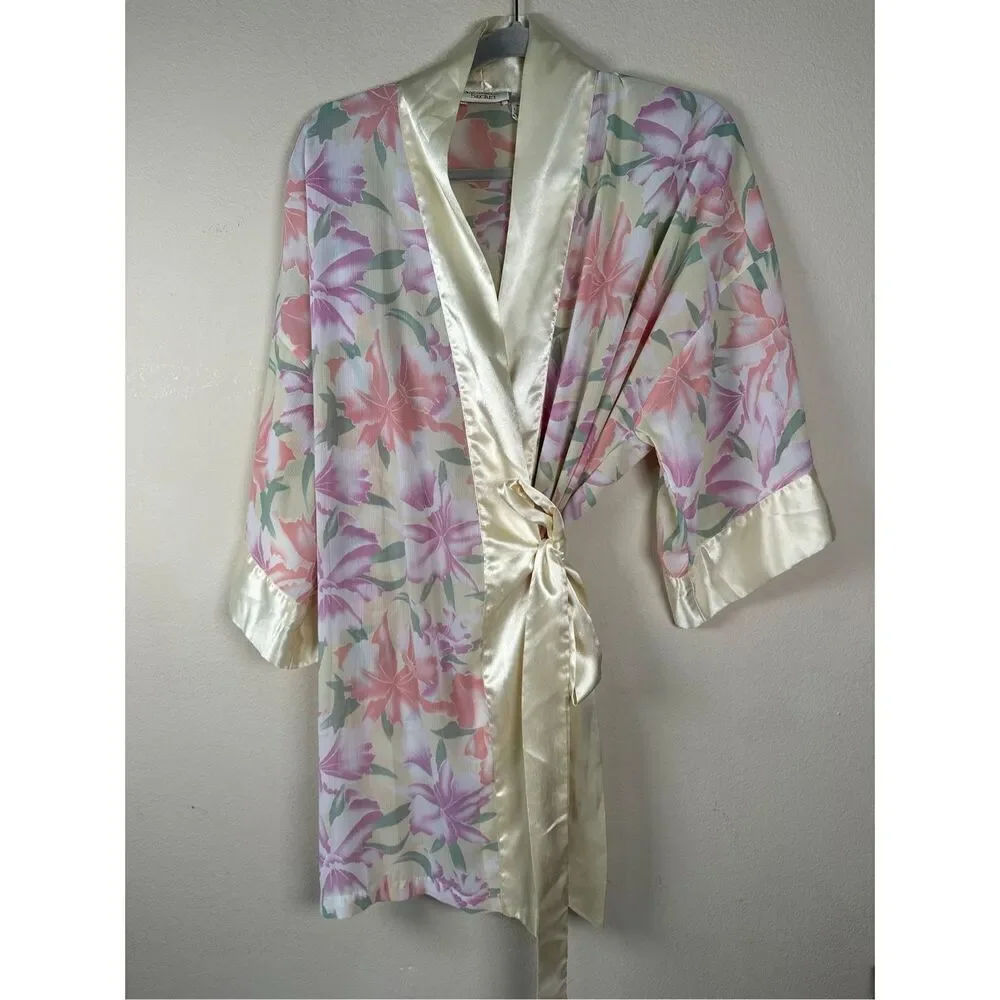 VTG Victoria's Secret Gold Label Floral Robe - one size